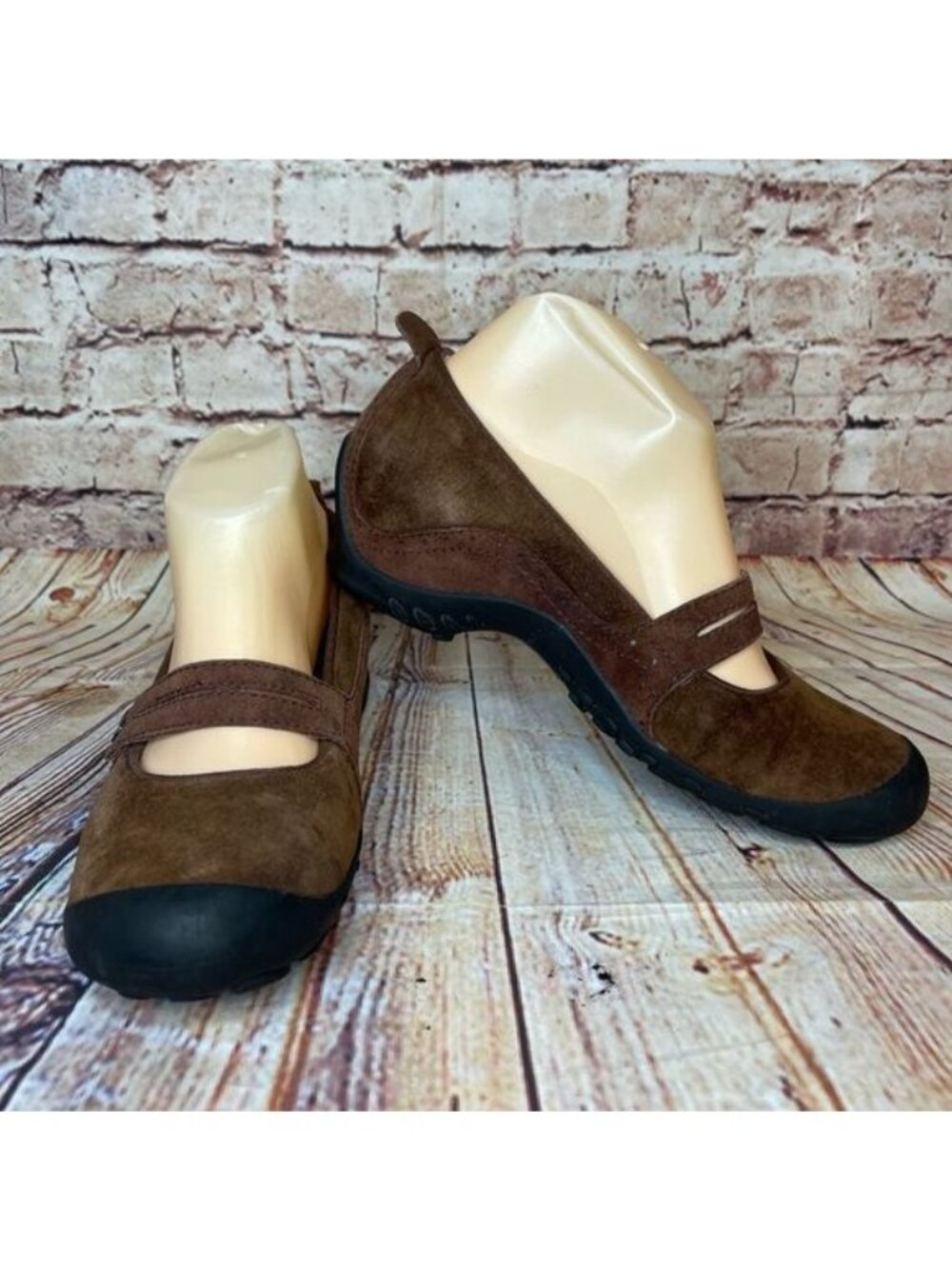 Merrell Plaza Bandeau Cherry Brown Suede Mary Jane Shoes Sz 7.5 - Picture 2 of 9